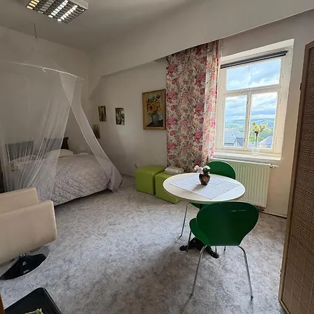 Nr 5 Doppelzimmer Mit Talblick בית אירוח